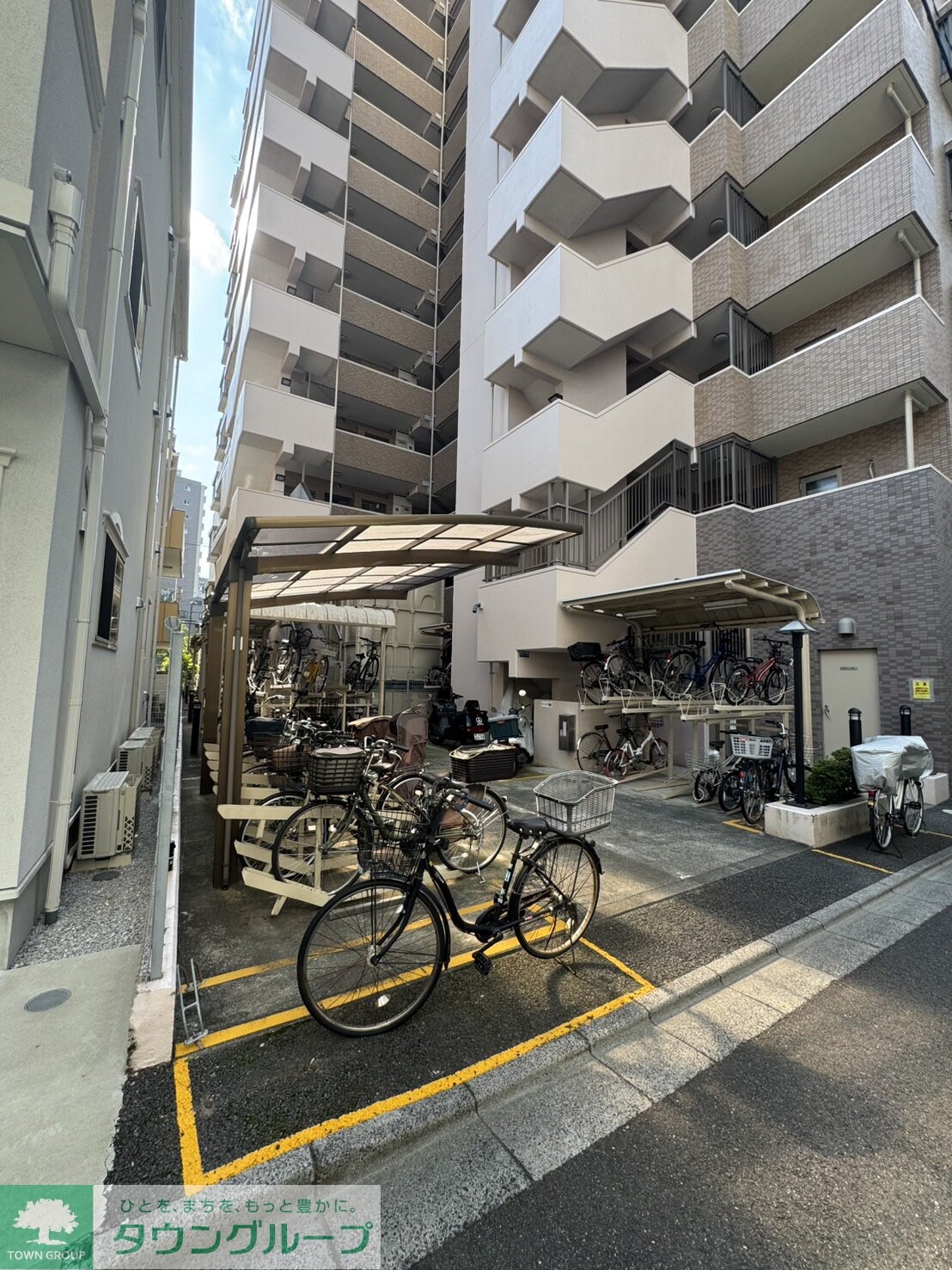 フラッツ上野入谷南公園の物件外観写真