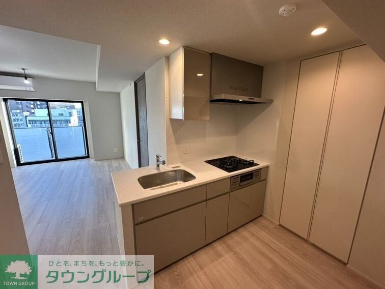 シーズンフラッツ両国サウスの物件内観写真