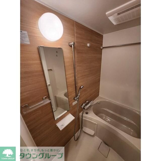 コスモグラシア三ノ輪の物件内観写真