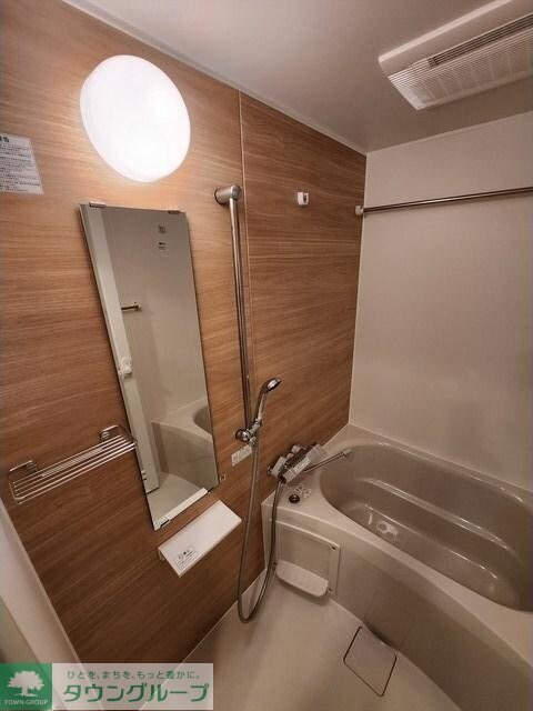 コスモグラシア三ノ輪の物件内観写真