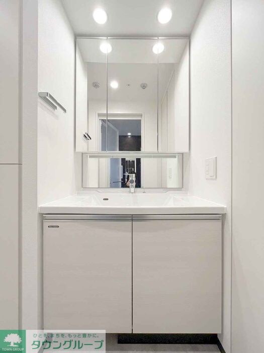 ＲＥＦＲＡＭＥ ５ Ｉｒｉｙａの物件内観写真