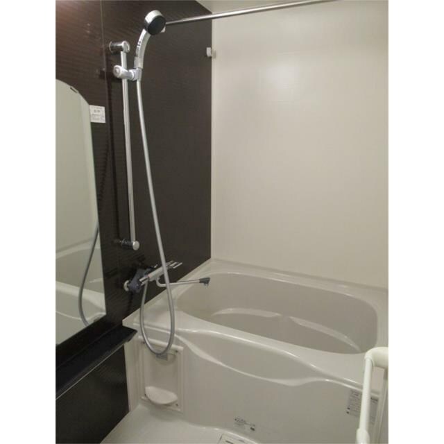 プレサンスジェネ浅草ＷＥＳＴの物件内観写真