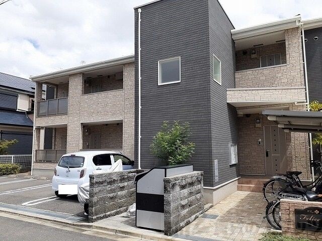 フェリーチェの物件外観写真