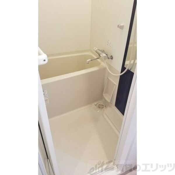 サムティ江坂レガーロの物件内観写真