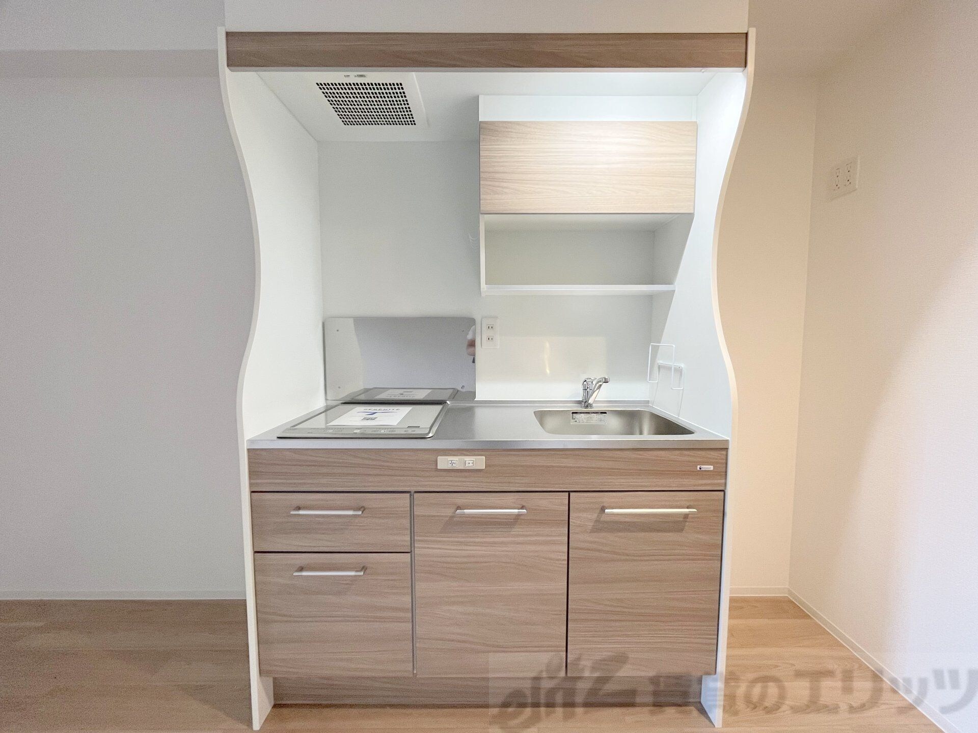 セレニテ江坂ミラクの物件内観写真