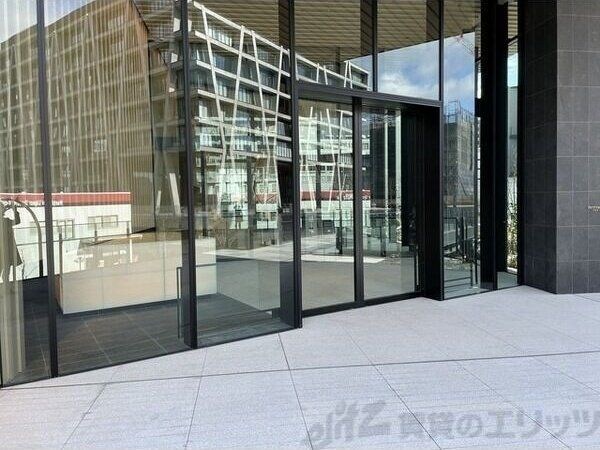 Brillia Tower箕面船場TOP OF THE HILLの物件内観写真