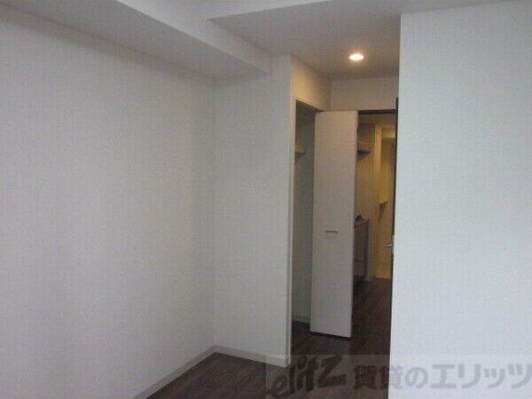 コンフォリア江坂広芝町の物件内観写真