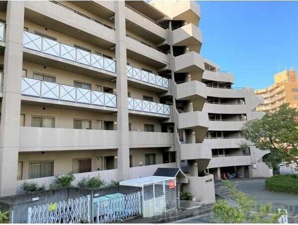 アーバンパーク緑地公園の物件内観写真