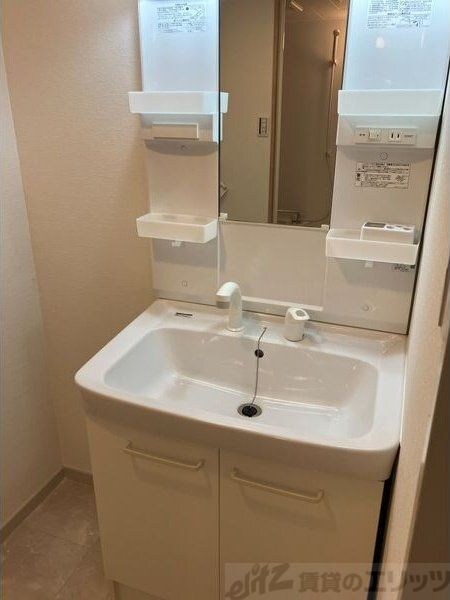 三恵上新庄ハイツの物件内観写真