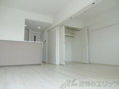 フランディル・オーラ江坂の物件内観写真