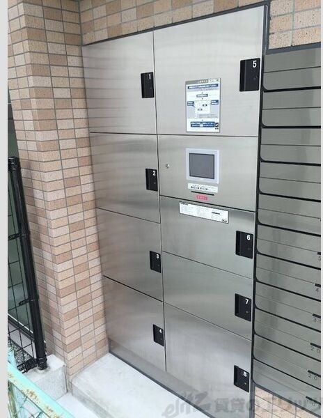 フランディル・オーラ江坂の物件内観写真