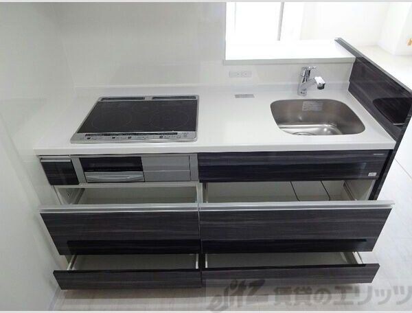 フランディル・オーラ江坂の物件内観写真