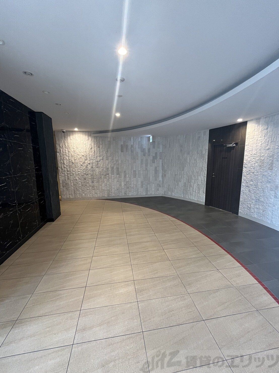 セレニテ江坂ルフレの物件内観写真