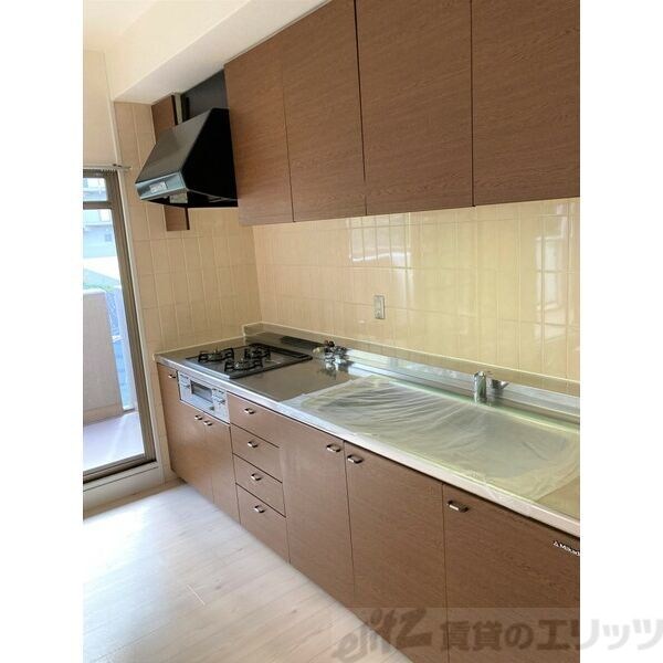 アーバンパーク緑地公園の物件内観写真