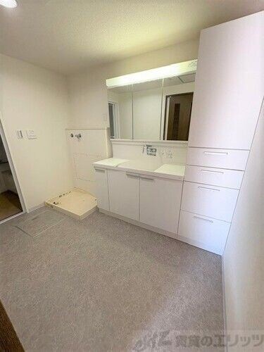 高槻・阿武山九番街東２号棟の物件内観写真