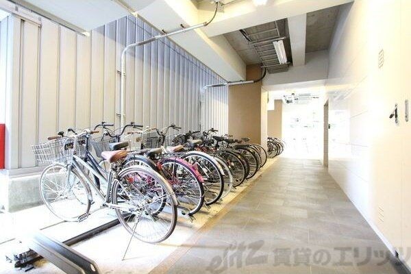 アスール江坂3rdの物件内観写真