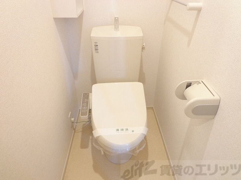 レヴール松ヶ丘の物件内観写真