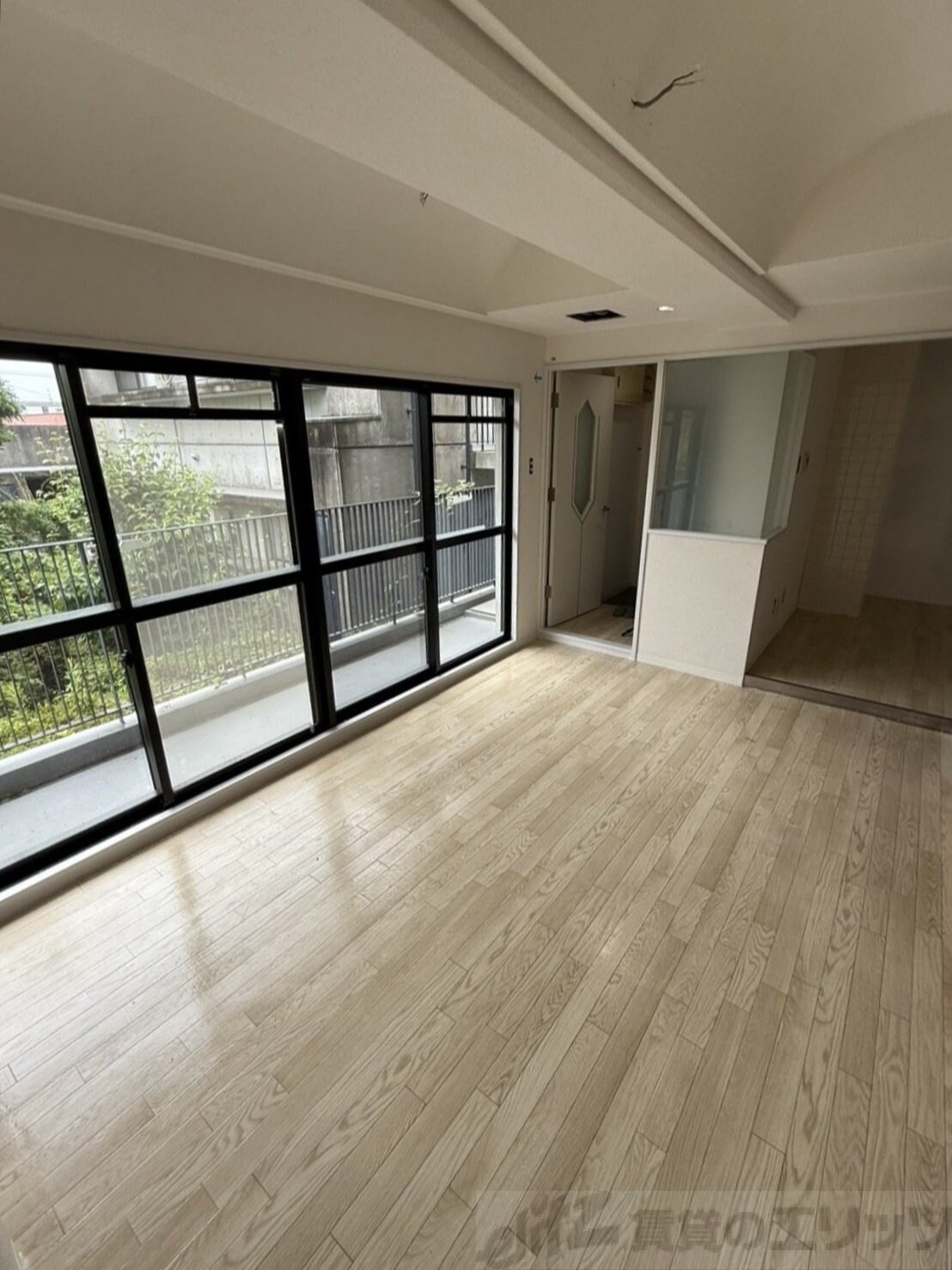 ラジュニール春日丘の物件内観写真