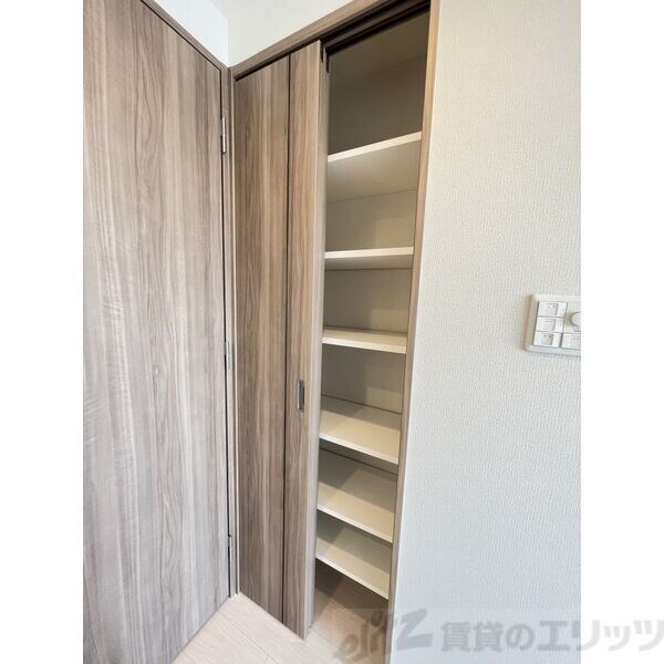 スプランディッド江坂駅前の物件内観写真