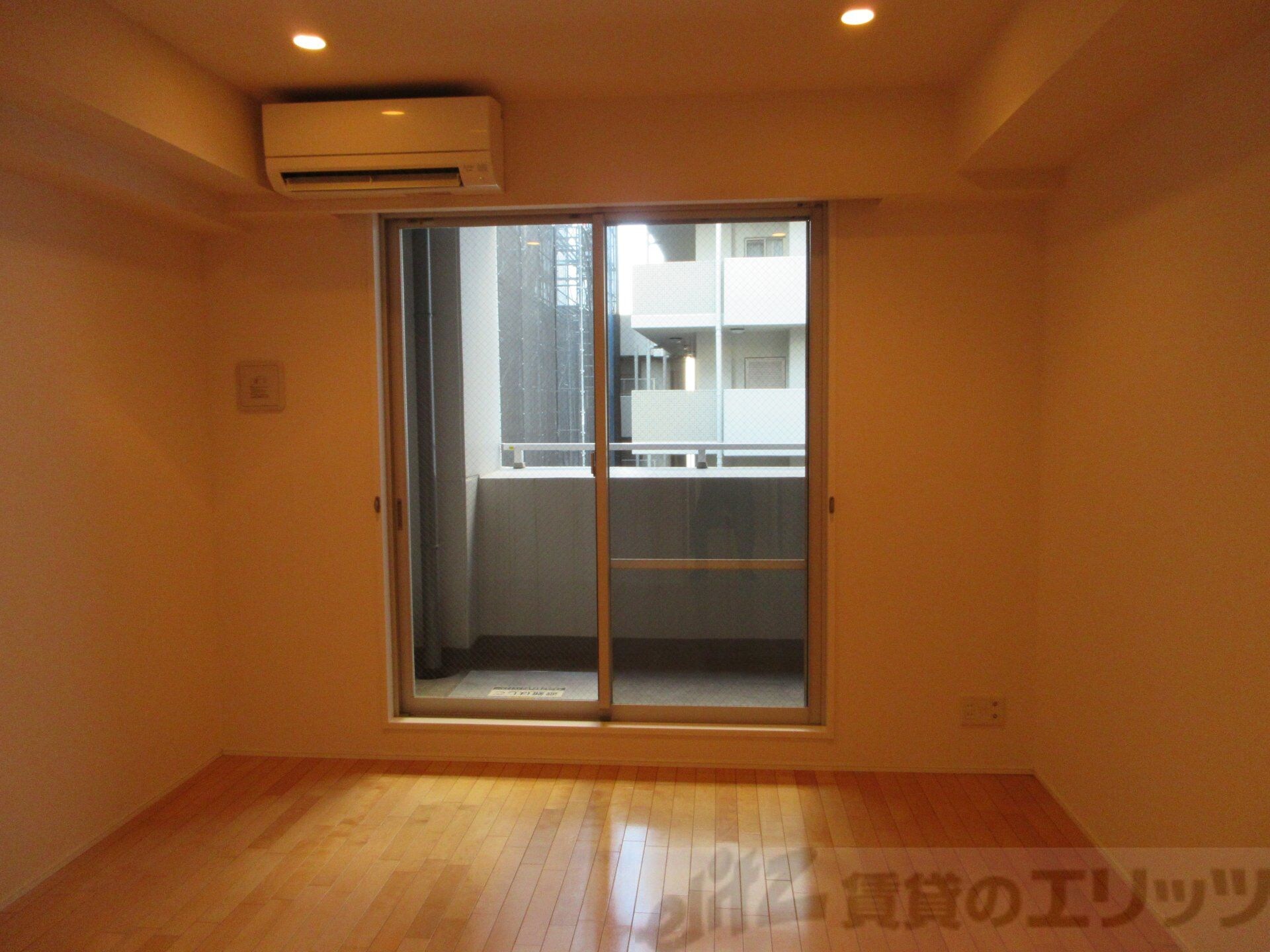 レジディア江坂の物件内観写真