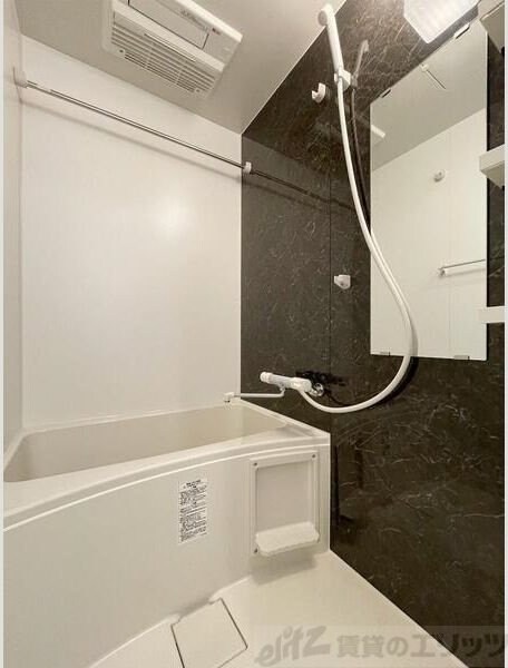 S-RESIDENCE江坂Eminenceの物件内観写真