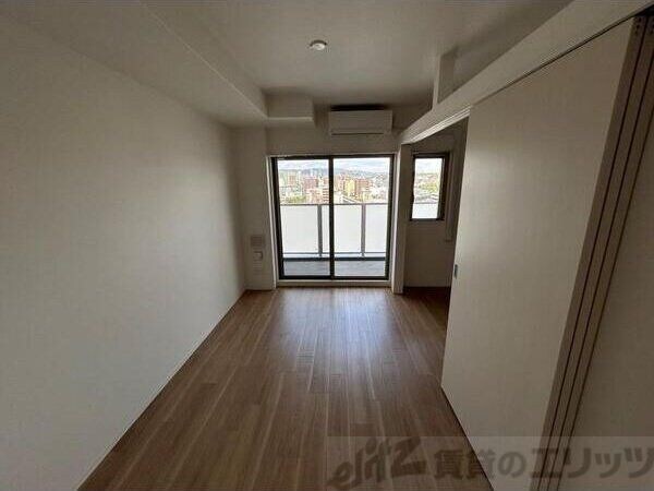 セレニテ江坂グランデの物件内観写真