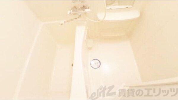 アスリート江坂II番館の物件内観写真