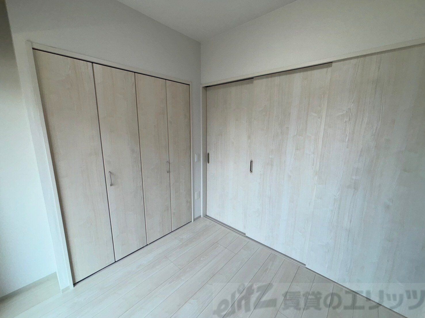 ライブガーデン江坂IXの物件内観写真