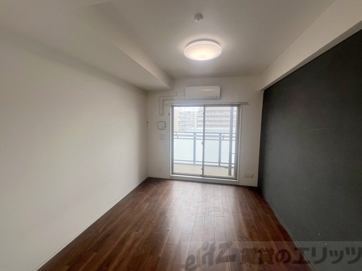 プレサンス江坂クォーレの物件内観写真