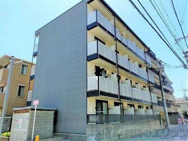 レオパレスＴＯＷＡの物件外観写真