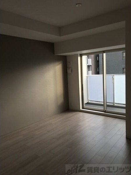 コンフォリア江坂の物件内観写真