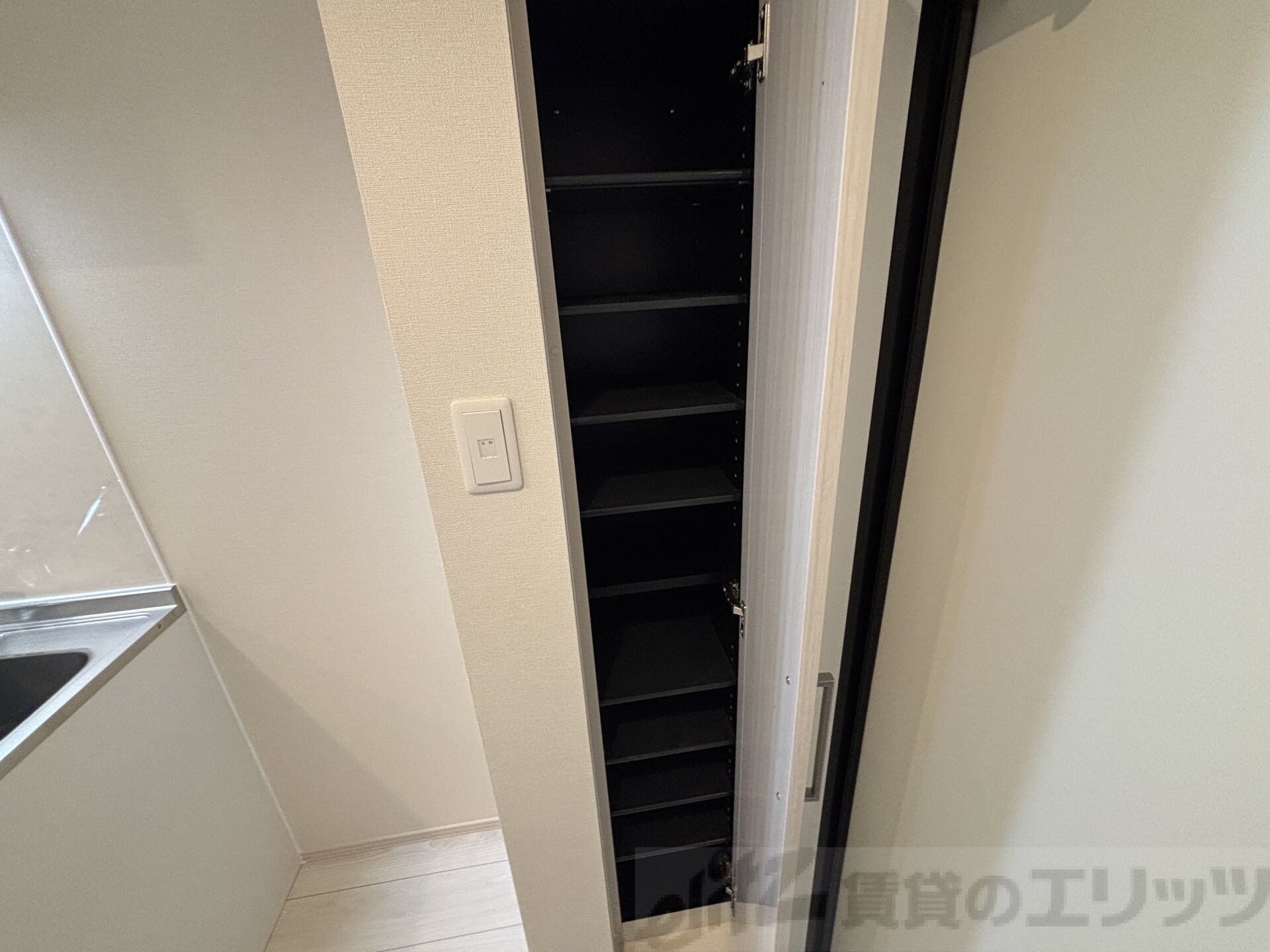 Emia千里丘の物件内観写真