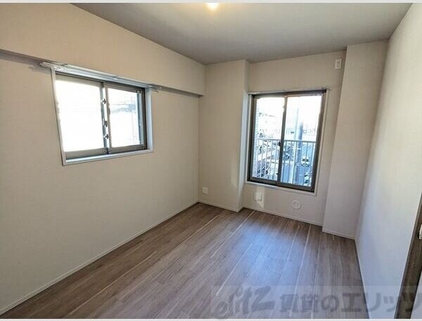 エスリード箕面船場阪大前の物件内観写真