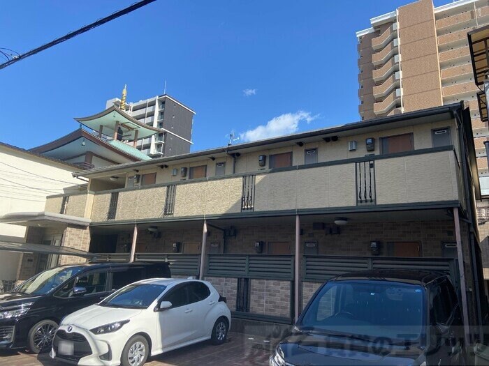 グランシャンブルの物件外観写真