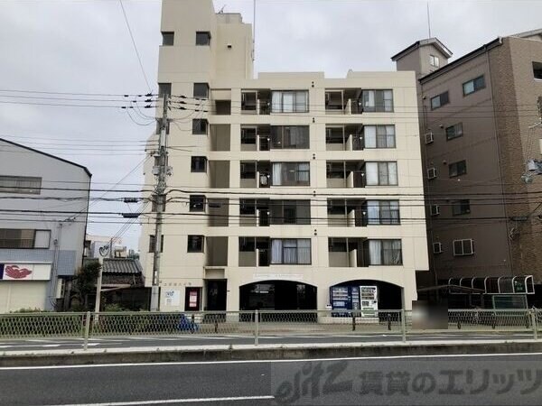 三恵上新庄ハイツの物件外観写真