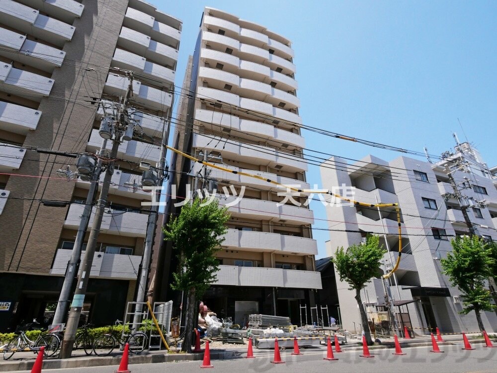 セレニテ新大阪エクラの物件外観写真