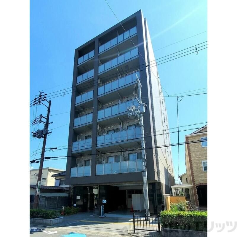 フジロイヤルローズコートの物件外観写真