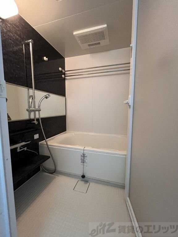 フランディル・オーラ江坂の物件内観写真