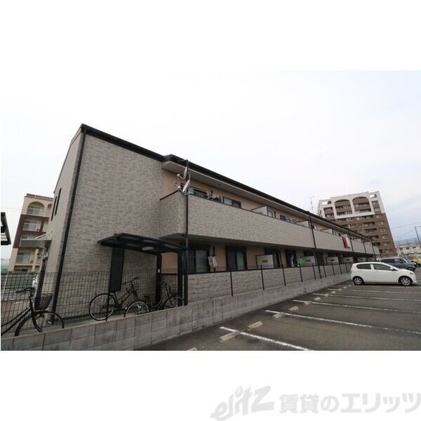 アンプルールフェールハンナハンナの物件外観写真