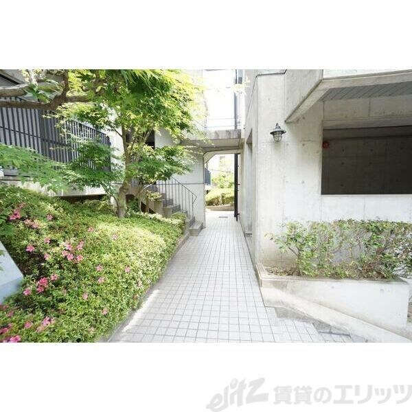 ラジュニール春日丘の物件内観写真