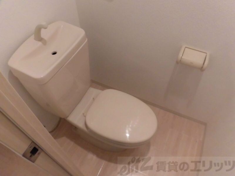 フロンティア中川の物件内観写真