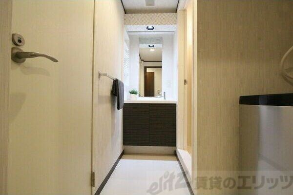 アスール江坂の物件内観写真