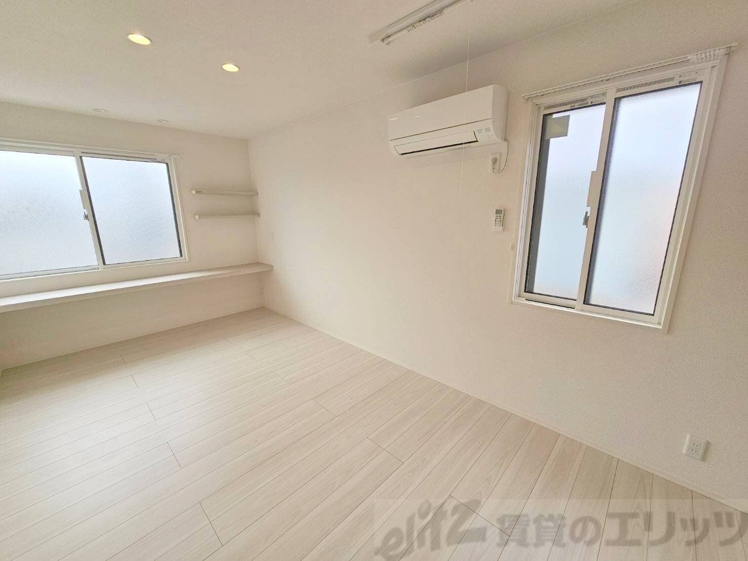 クラシスト千里丘上の物件内観写真