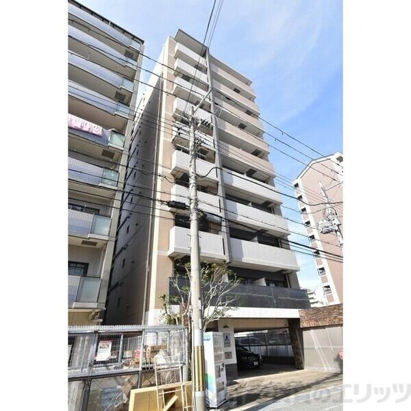 アスリート江坂II番館の物件外観写真