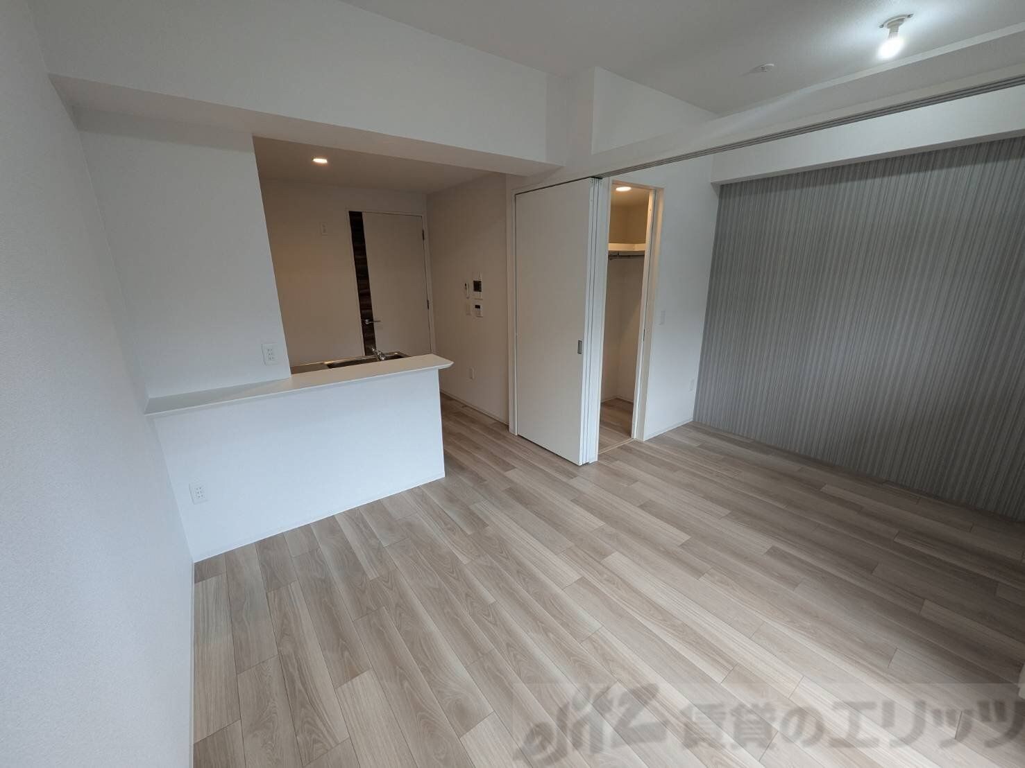 セレニテ江坂エクラの物件内観写真