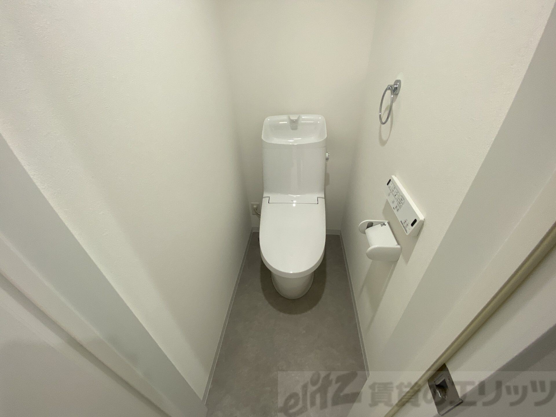 エテルナコート総持寺の物件内観写真