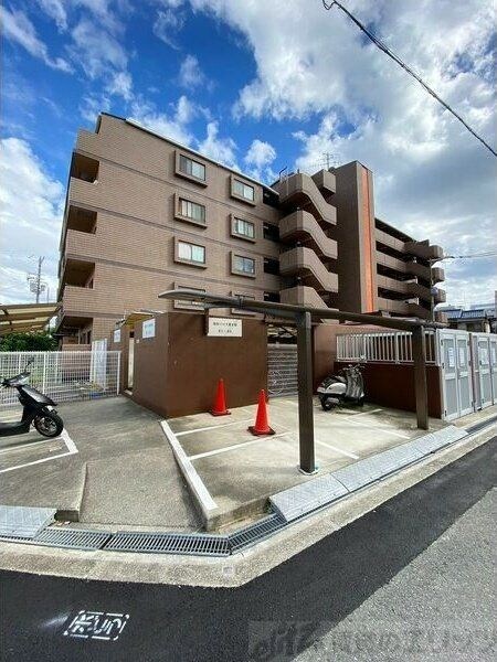 久光マンションの物件外観写真