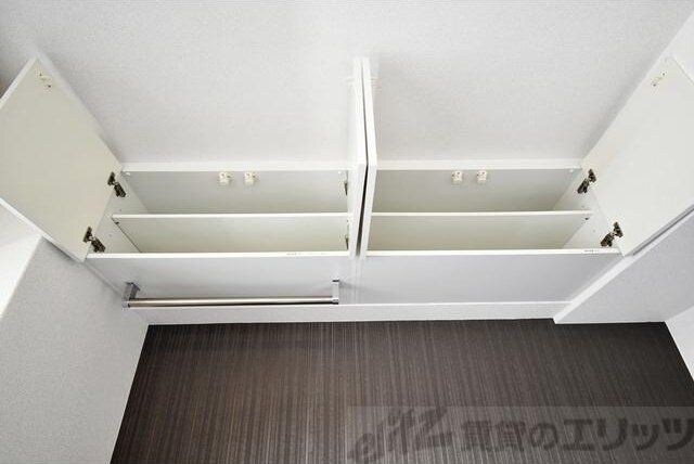 SERENiTE江坂四番館の物件内観写真