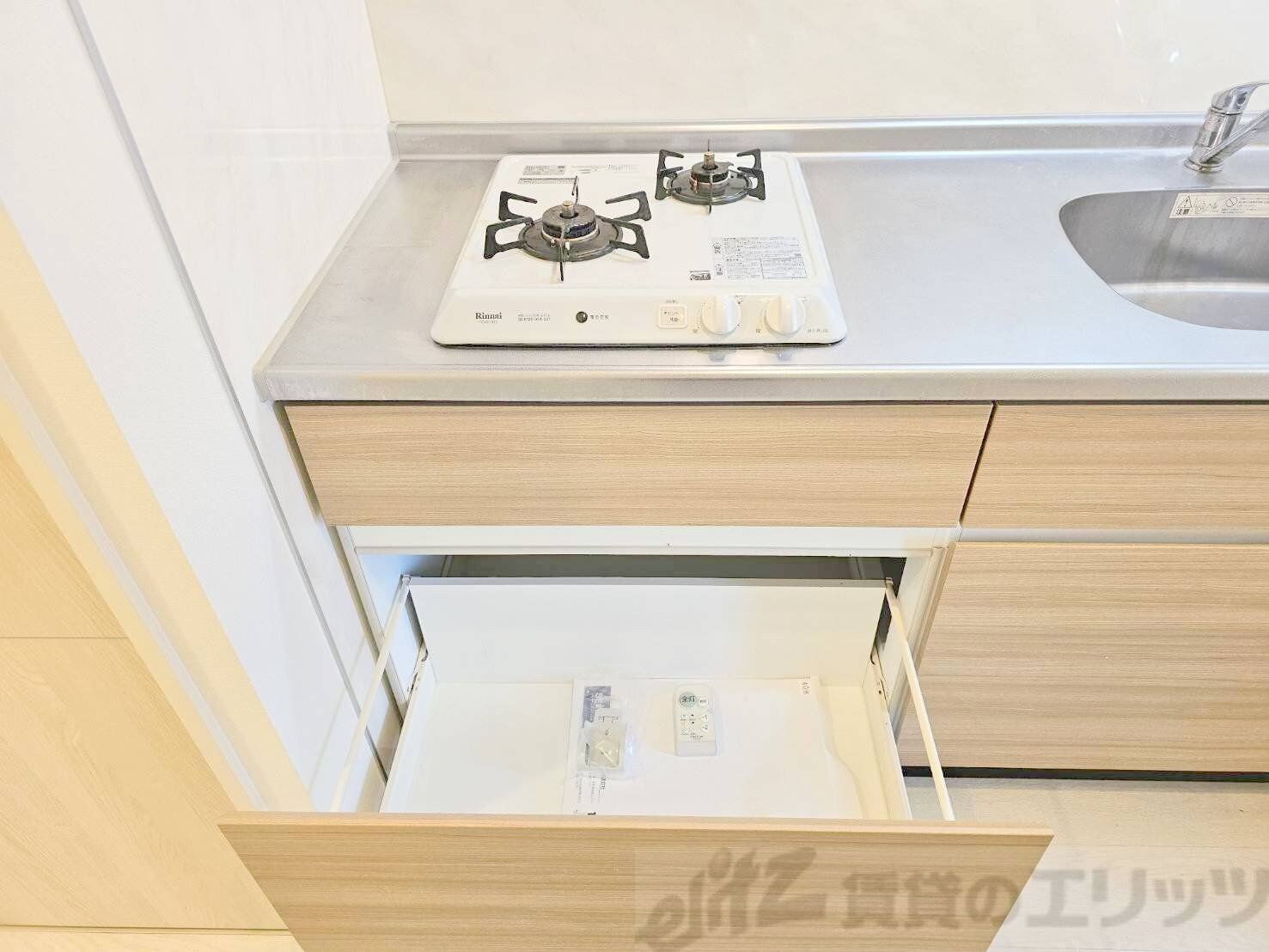 ガーデンクォーツ摂津正雀の物件内観写真