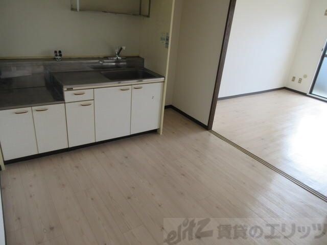 リバーサイド上野の物件内観写真